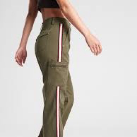 Athleta women khaki stripe pants size 4 - Picture 2 of 4